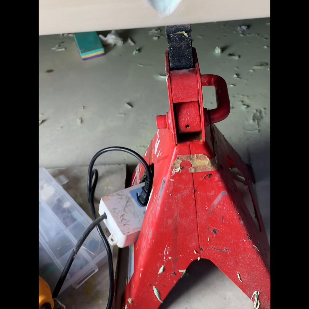 在S店做的大众下裙翻修案例，专业下裙修复#钣金修复#下裙修复