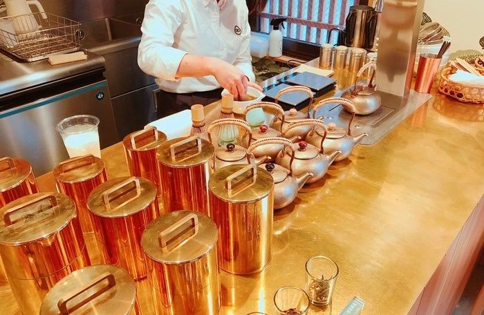 文圣茶说丨日本「八屋茶店」代官山店