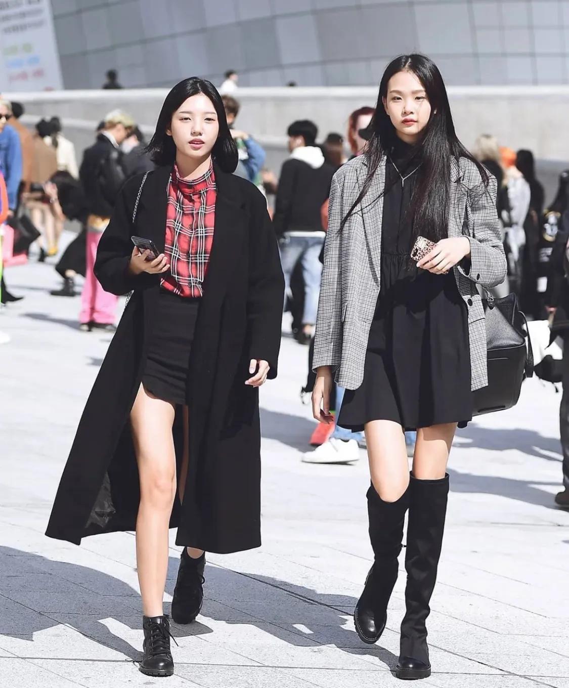 韩国街拍穿搭女生鞋子,韩国穿搭帆布鞋街拍