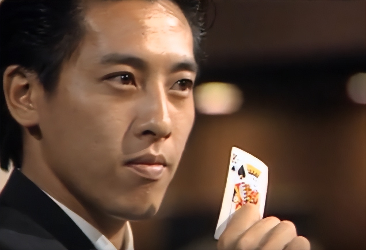 过气老戏骨窘况：农村走穴、直播捞金、情史混乱，晚节还值钱吗？