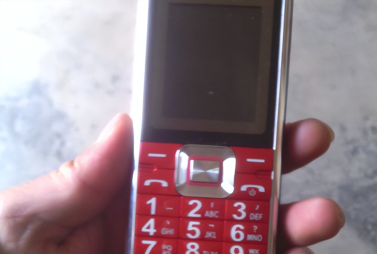 2013年陕西老人花3万多买女婴，半年后却选择报警，哭喊着要退货