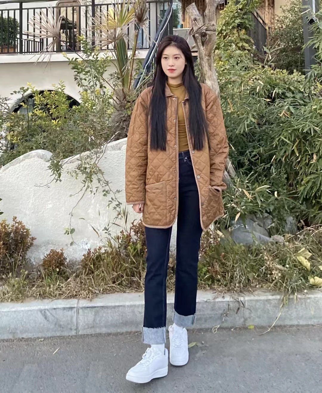 直筒牛仔裤搭配衣服视频大全,2021年直筒牛仔裤衣服搭配