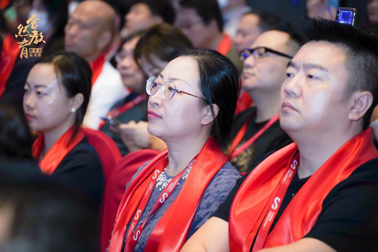 鍖楁竻涓浗鍝佺墝,鍖楁竻涓浗鍝佺墝鍒涙柊鐧惧己棰佸鐩涘吀