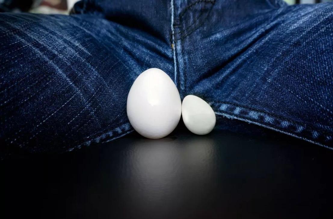 睾丸为什么会扭转,睾囊大小不一正常吗