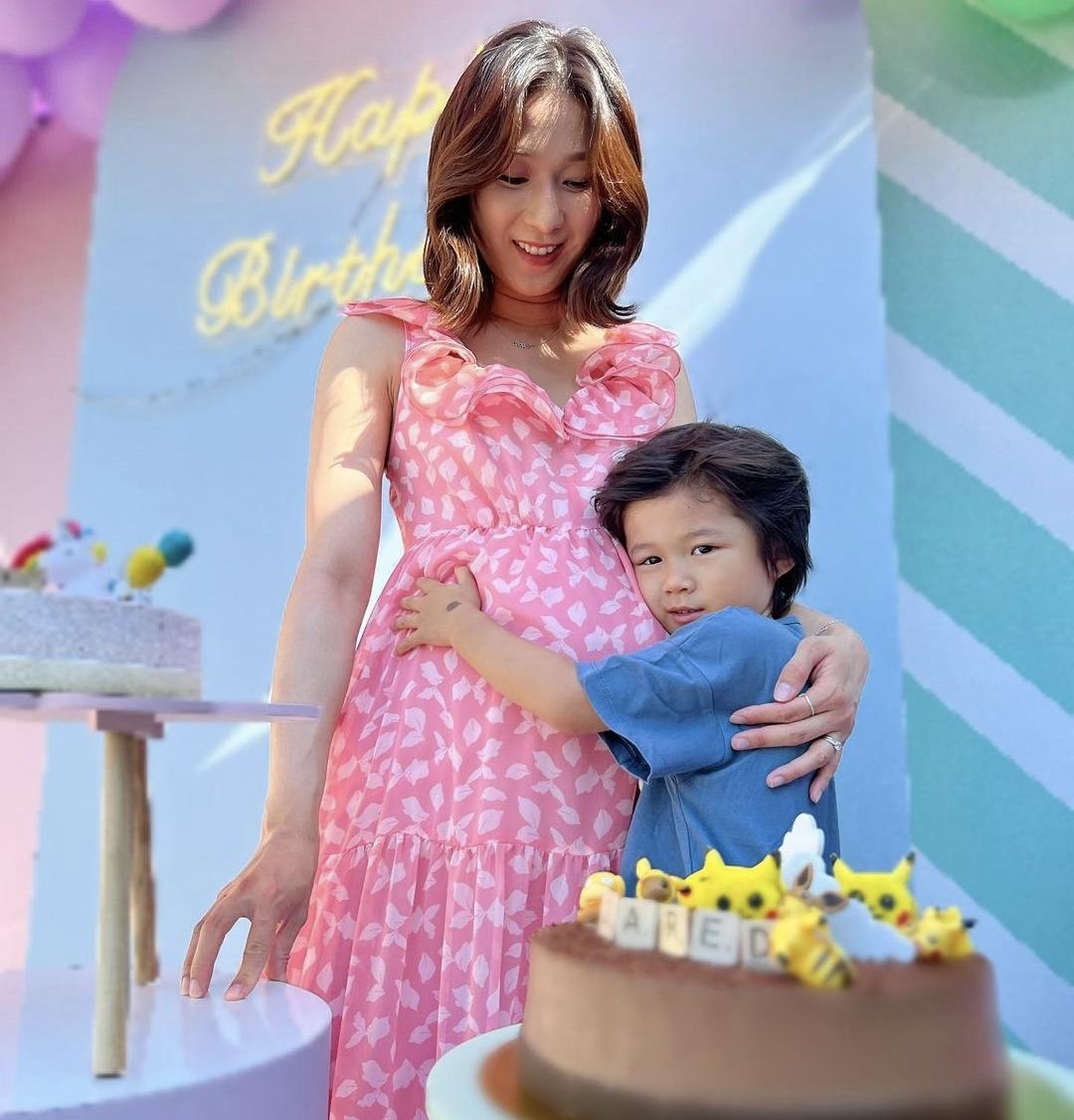 钟嘉欣为什么要在家分娩,钟嘉欣首次分享在家生三胎全过程