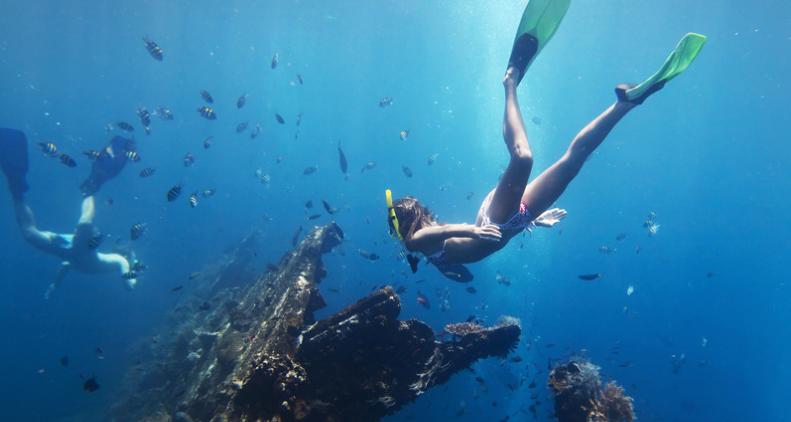 翼装飞行三人魂断天门山,天门山极限运动翼装飞行