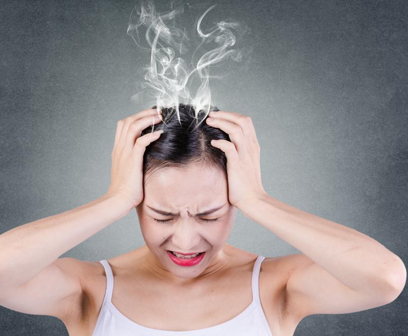 为什么不能刷牙而且嘴里有臭味,一张嘴就有臭味怎么刷牙都没用