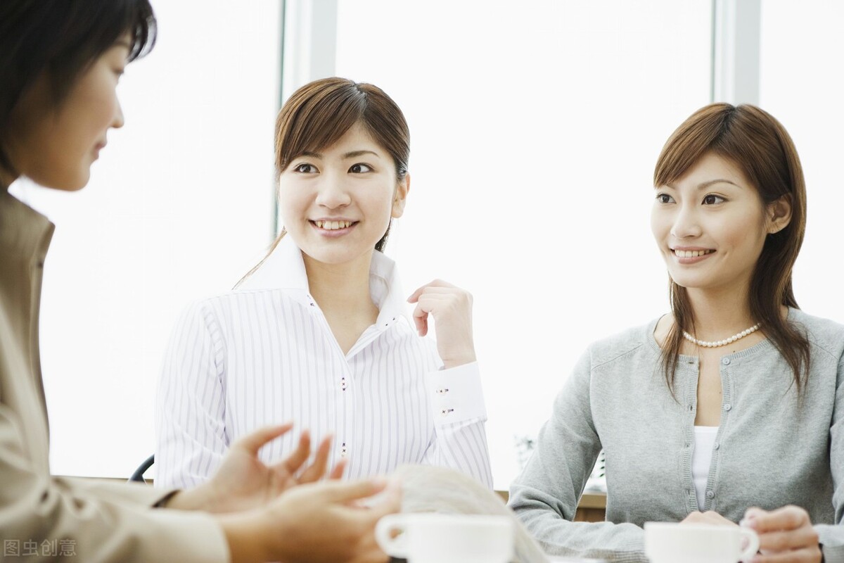 情商高就是懂得好好接话,高情商在和别人说话前说这几个字