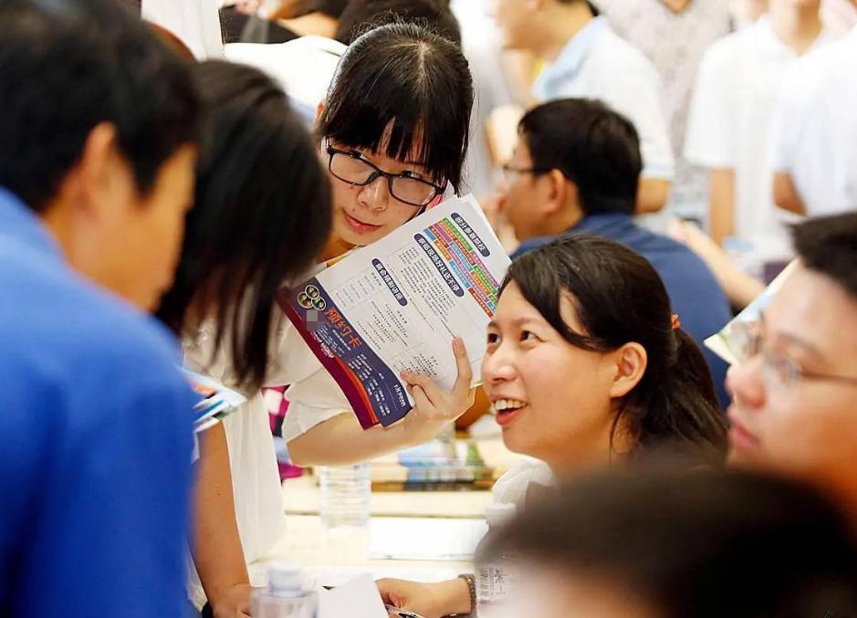 高考530分推荐上什么大学,高考成绩不好报什么专业就业容易