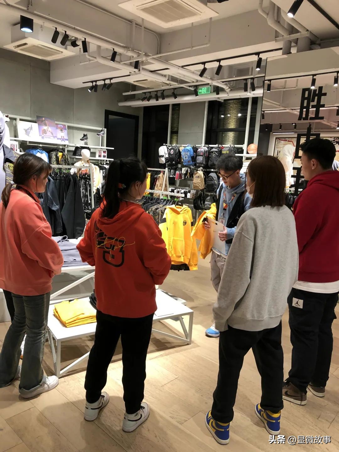 被逼下海当网红的人,被活生生逼成网红