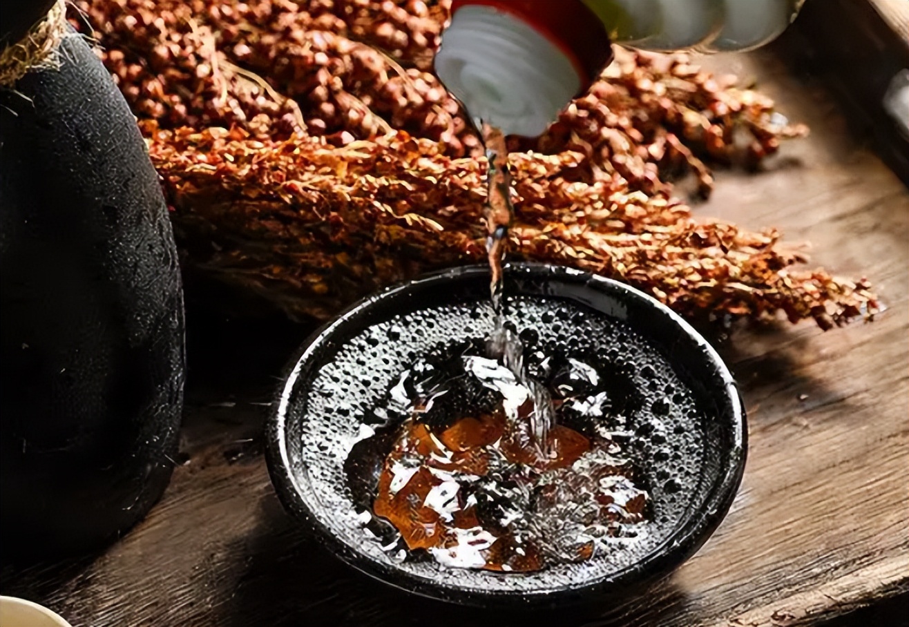 二锅头涨价平民酒为何不平价,二锅头白酒的市场前景