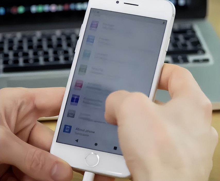 ios系统和安卓系统使用起来的感受,安卓手机可以刷上ios系统吗