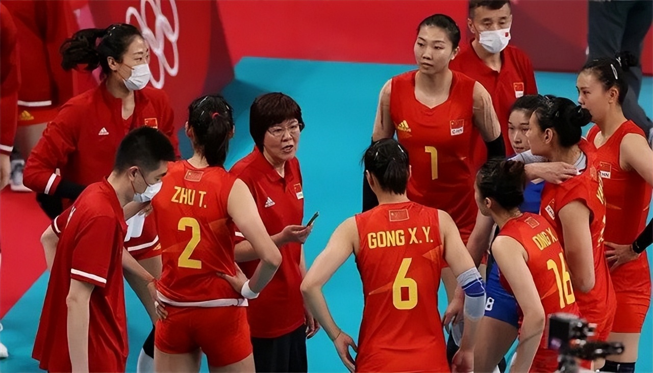 汤淼母亲改嫁的原因,汤淼父亲和母亲离婚了吗