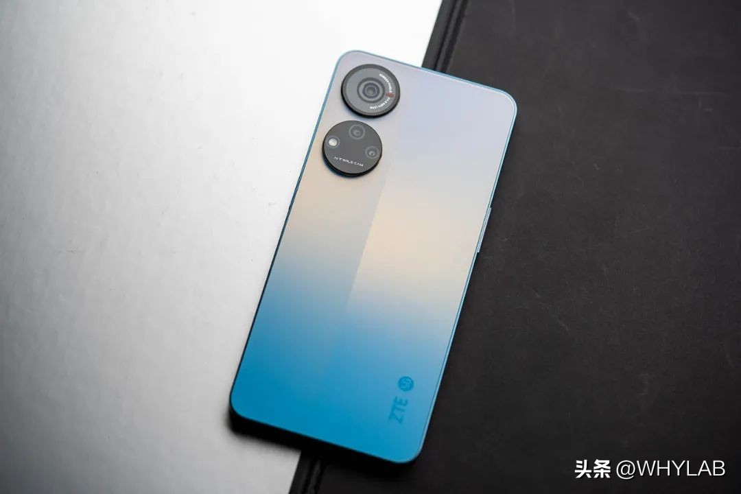 涓叴杩滆埅40,涓叴杩滆埅40pro+