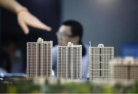 房产证产权到期后房子归谁,房产证消失七十年