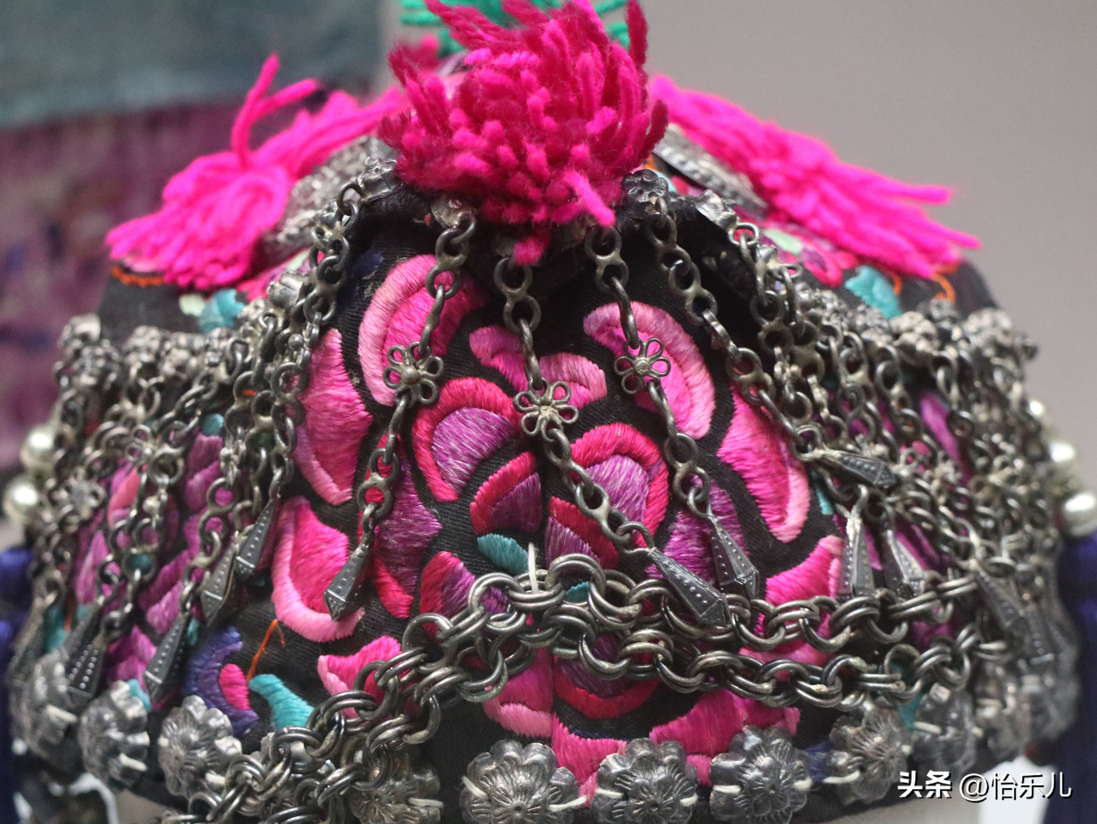 云南最著名的银饰,云南银饰元素