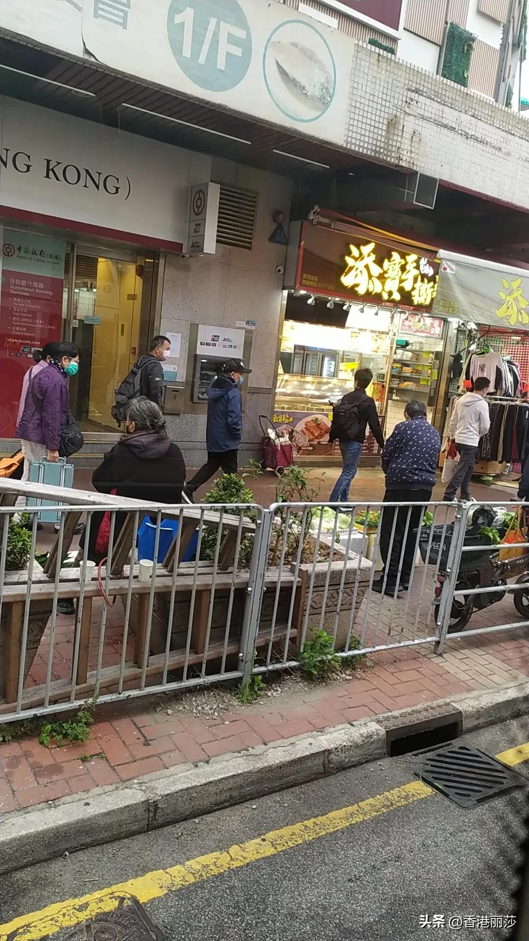 52岁阿姨二婚嫁给30岁小伙,58岁阿姨二婚嫁给北京大爷