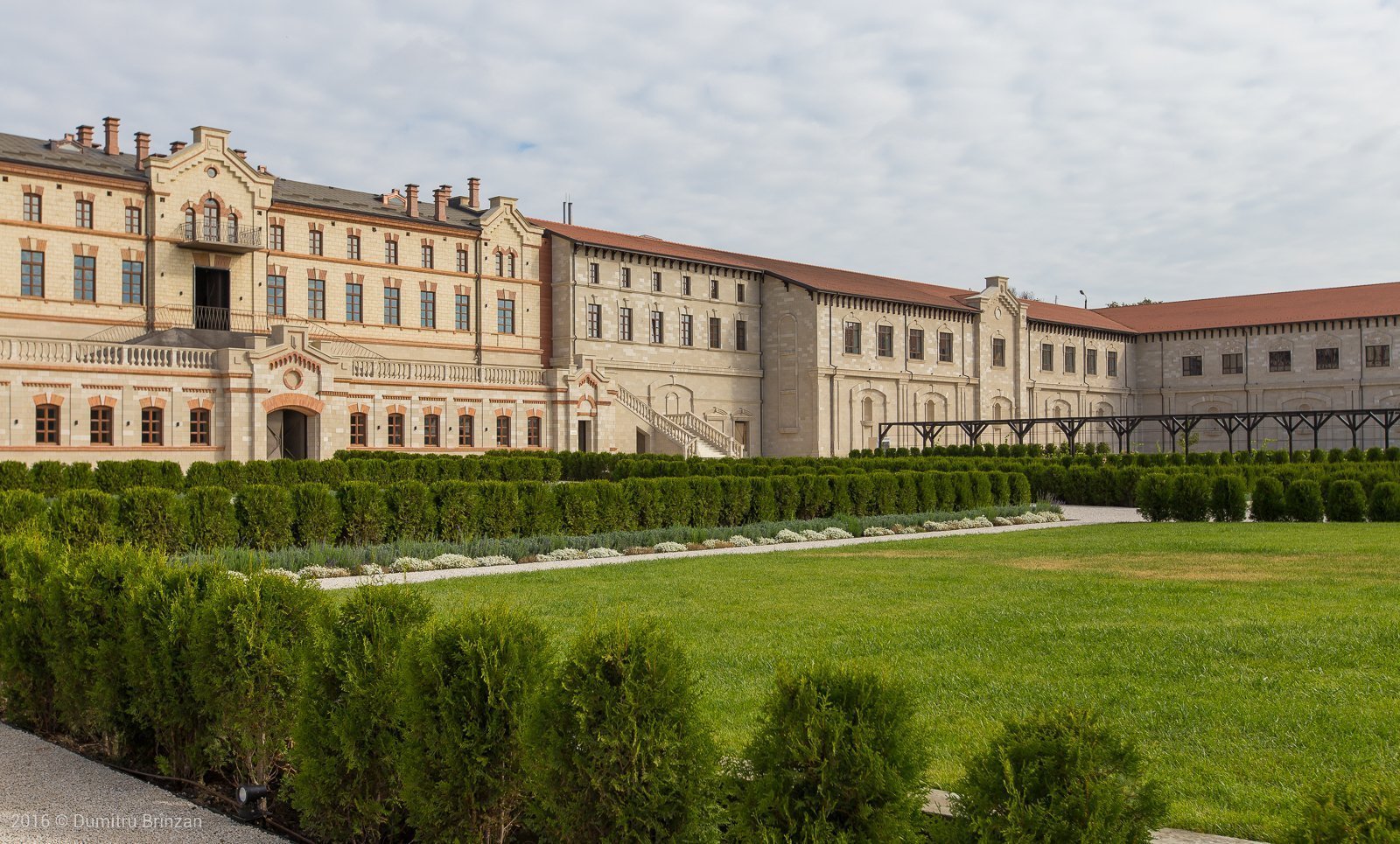 摩尔多瓦挨着哪个国家,欧洲国家摩尔多瓦