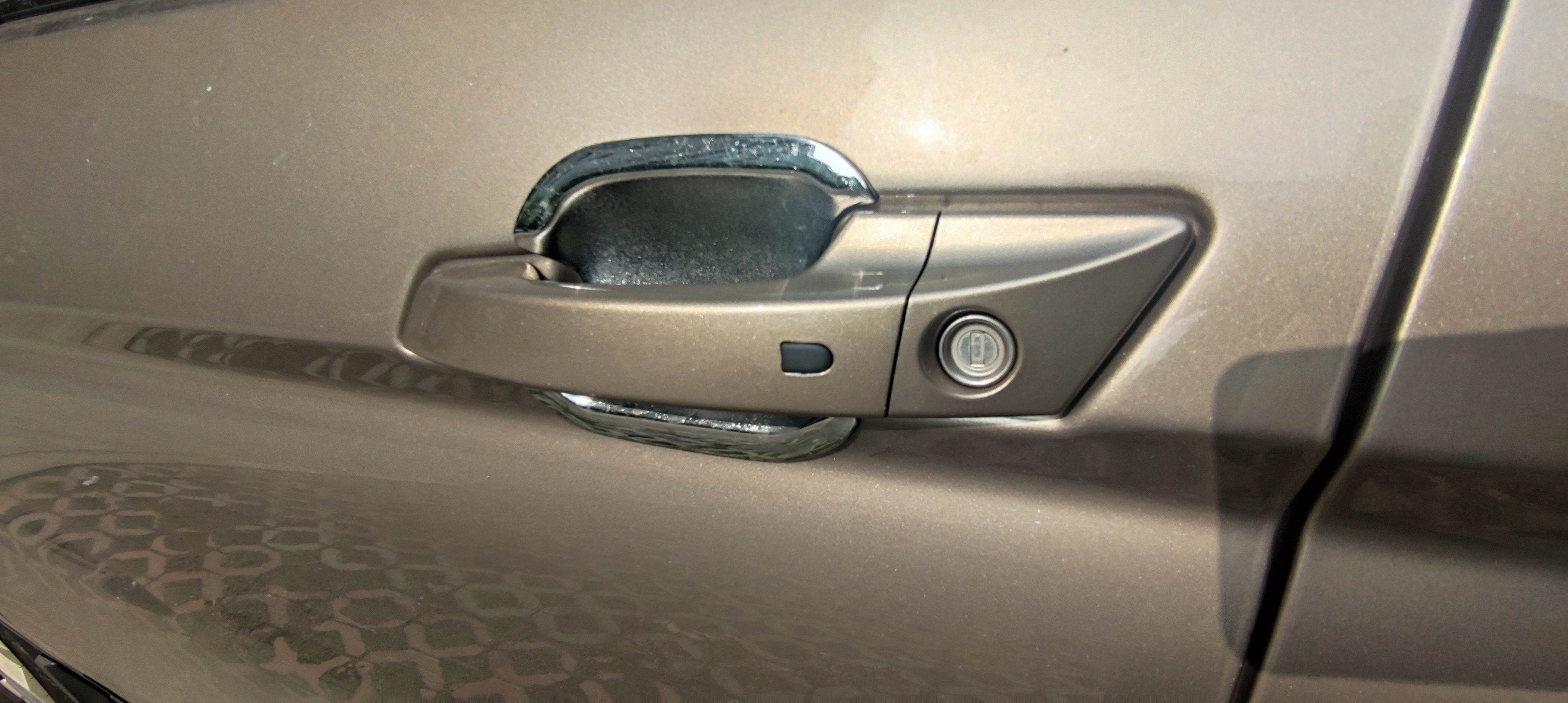 胎压过高对行车有没有影响,胎压低影响行车安全吗