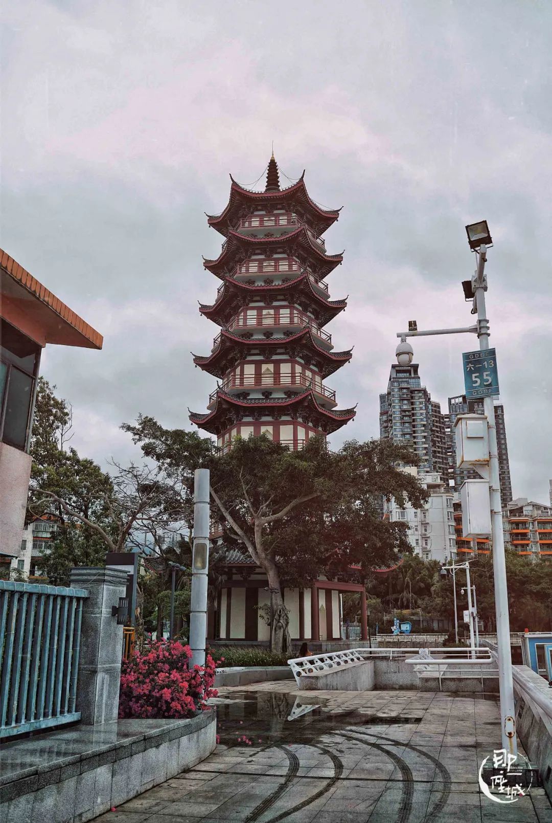 香港和深圳交界的中英街,香港跟深圳最近的地方中英街