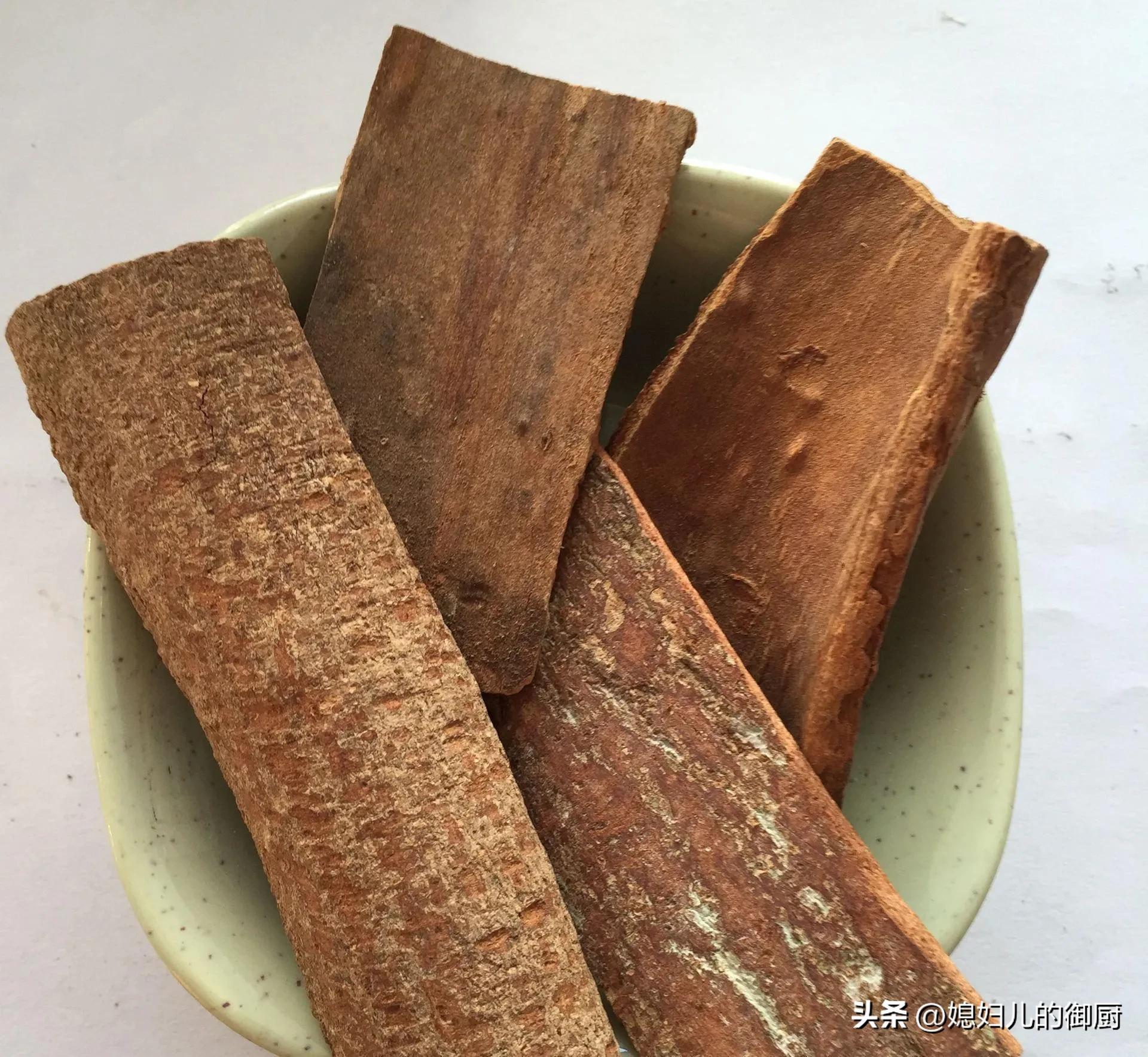 哪种香料跟烧鸡最搭配,烧鸡大料哪个最好提香