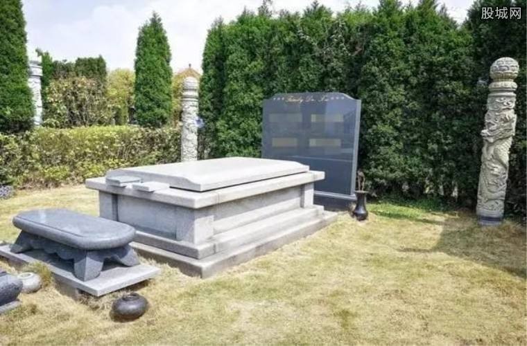 坟前有竹要迁坟的说法正确吗,坟前有竹必迁坟