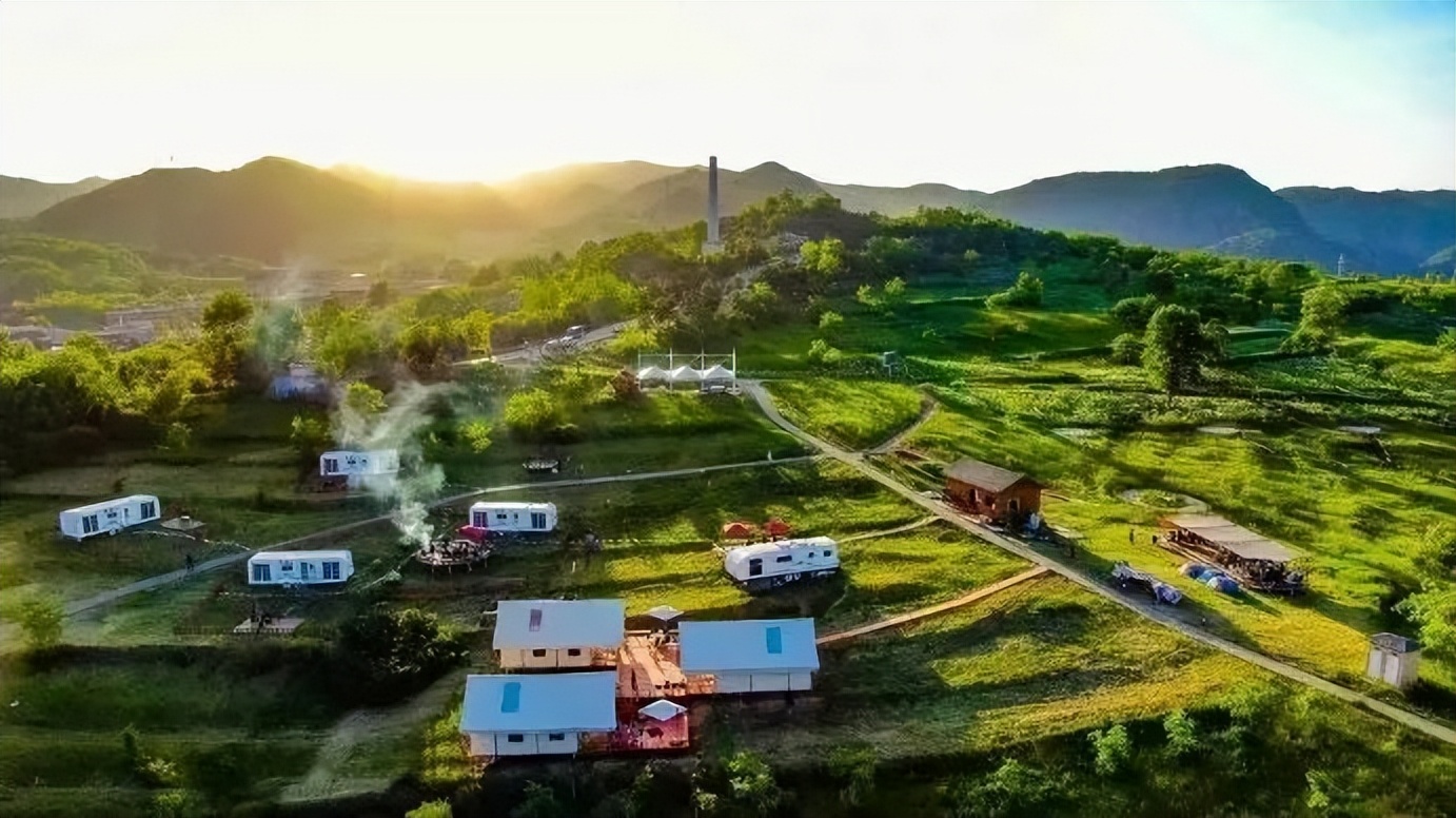 夏天游玩路线,夏天旅游最佳路线推荐