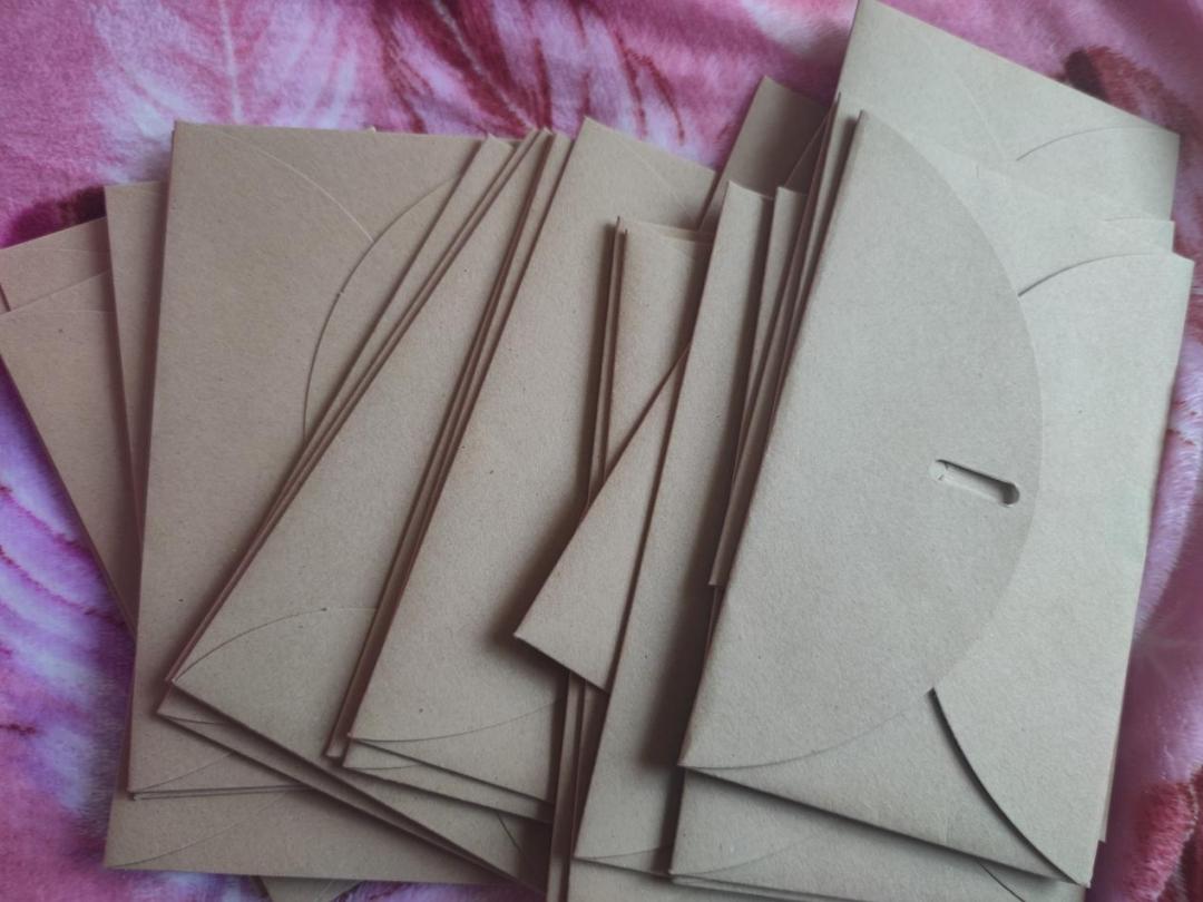 母亲吃药，我变成石女，母亲逼婚，我成为商品