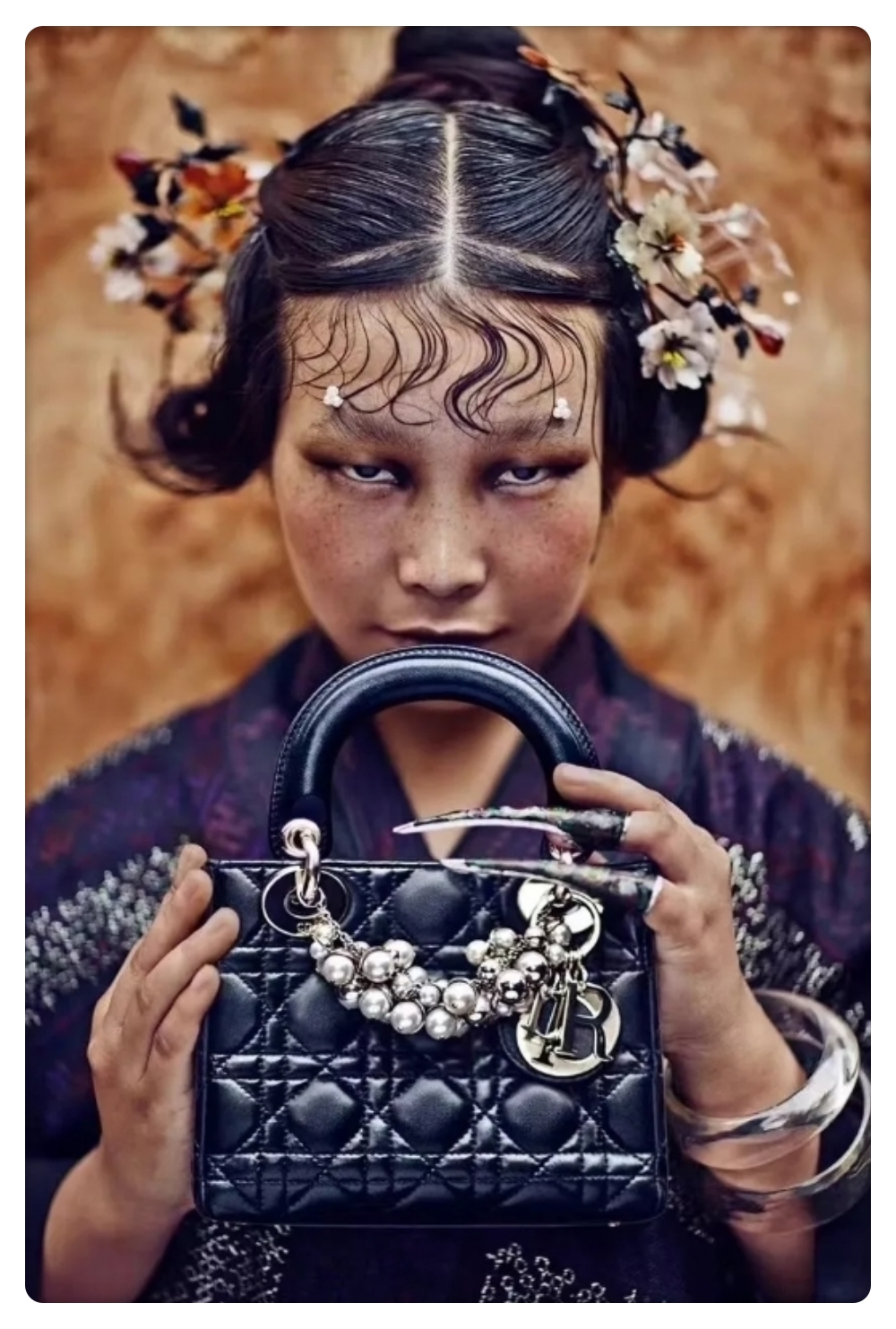 扒一扒迪奥广告事件，看陈漫迪奥背后搞什么鬼？