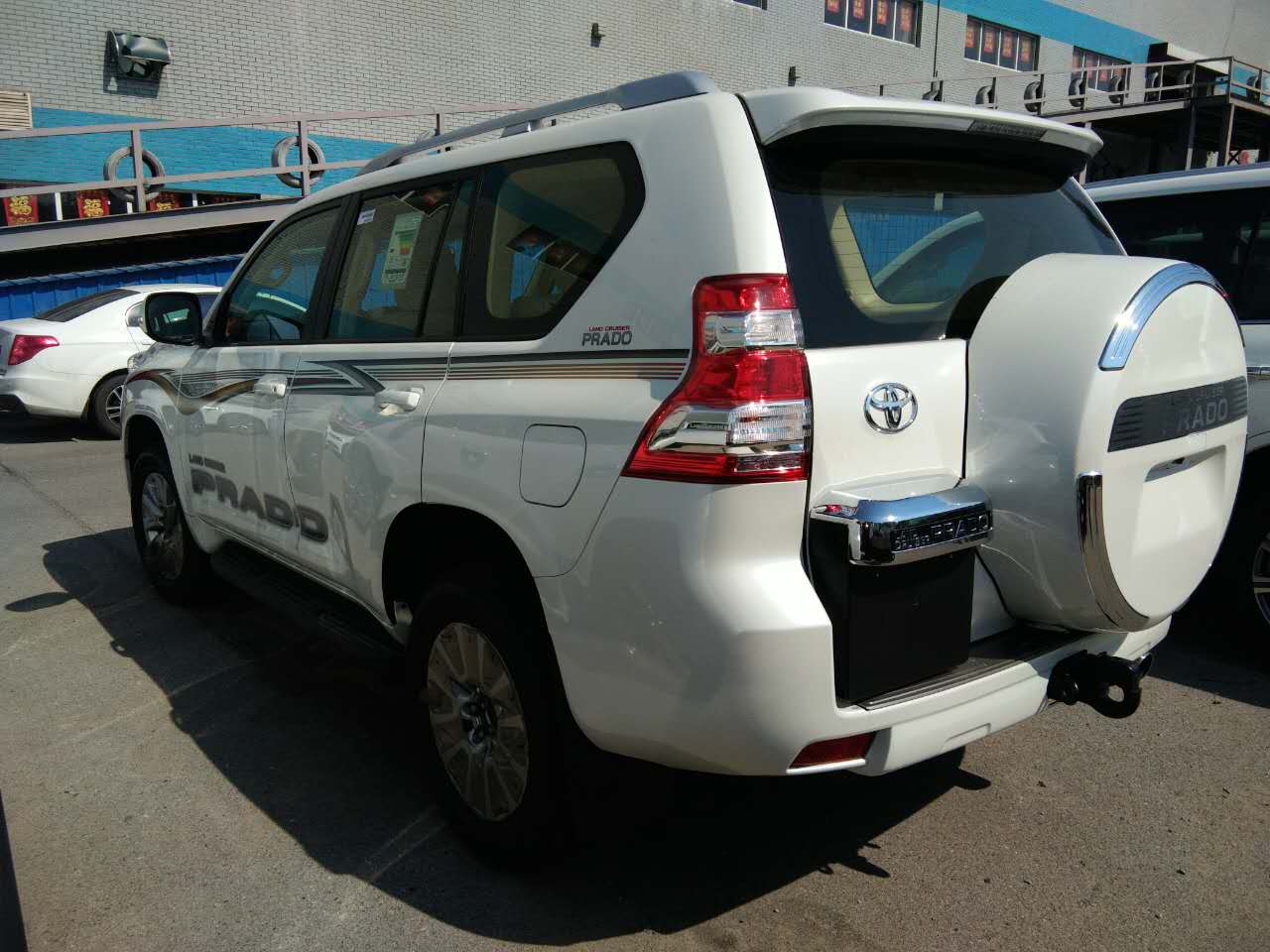 成都租车进藏在哪里租车？价格如何