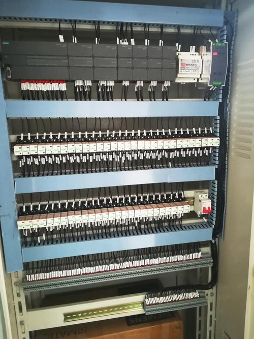 plc成套控制柜厂家哪个最好,plc控制柜厂商推荐