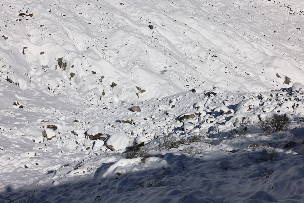 海螺沟里面的景区,海螺沟雪山山顶介绍