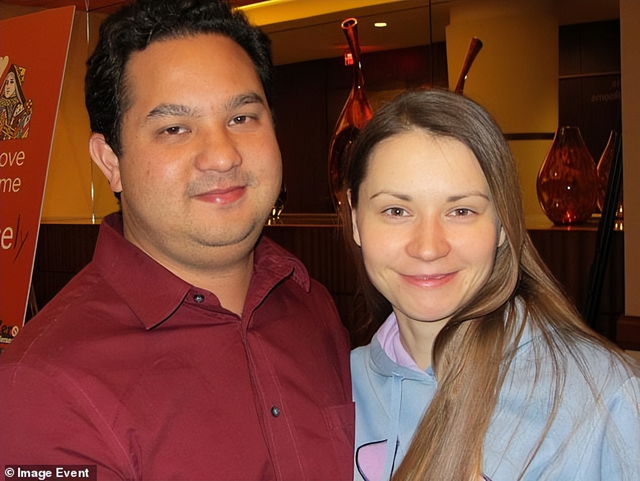 比尔盖茨承认出轨女下属事件,比尔盖茨与俄罗斯桥牌选手