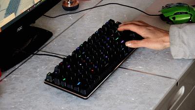 用了机械键盘就不想用薄膜键盘,用了就不想换的东西