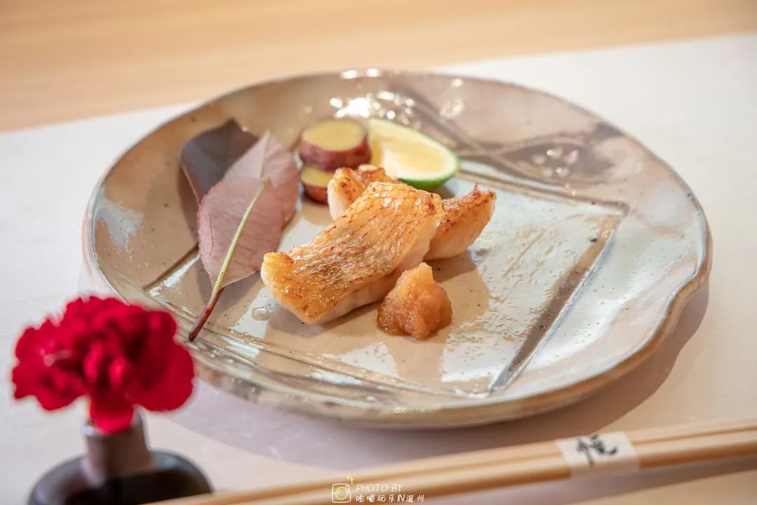 蝉联四年黑珍珠餐厅,连续六年黑珍珠三钻餐厅