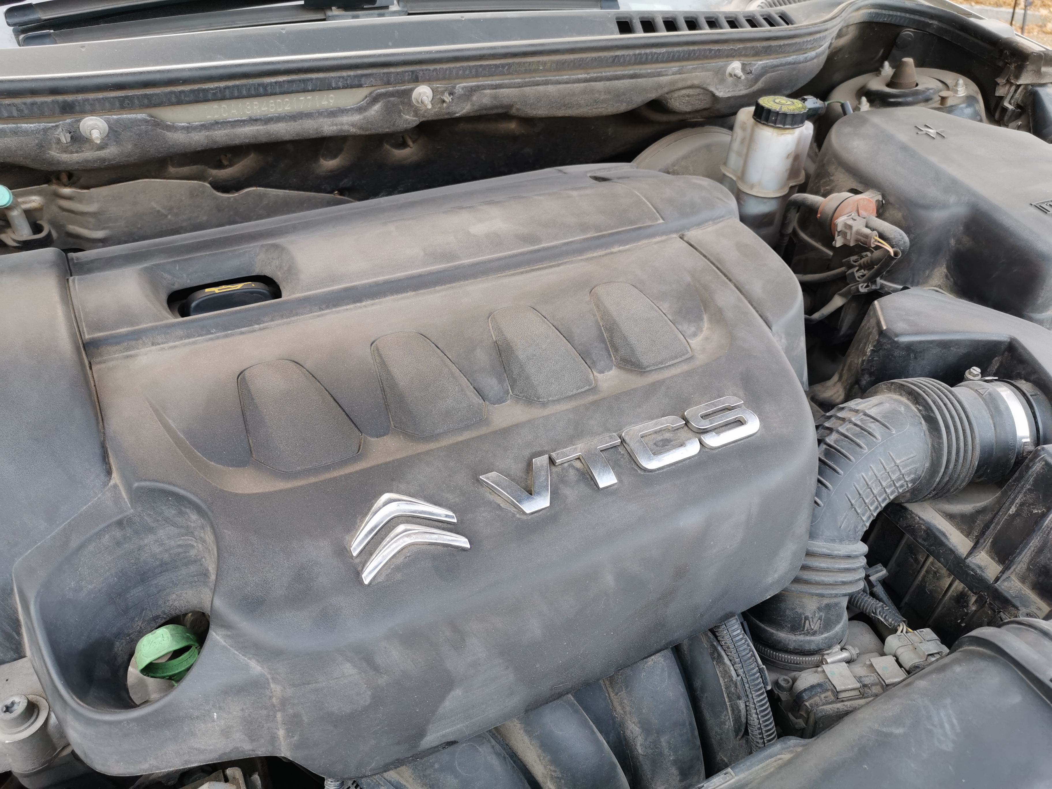 4万雪铁龙c52.0,4万二手车雪铁龙c5