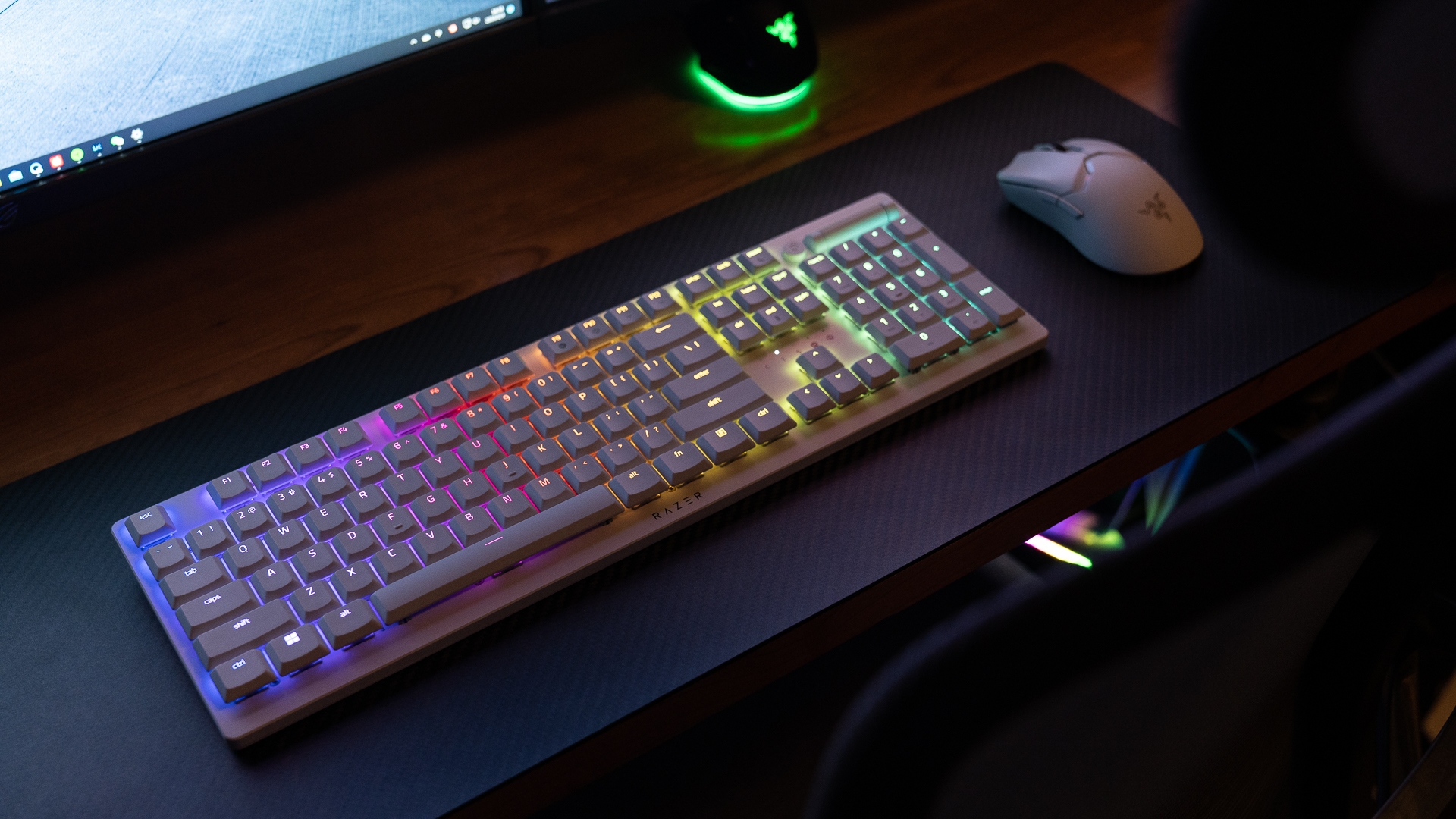 雷蛇v2键盘金蝎,雷蛇噬魂金蝎v2键盘的缺陷有哪些