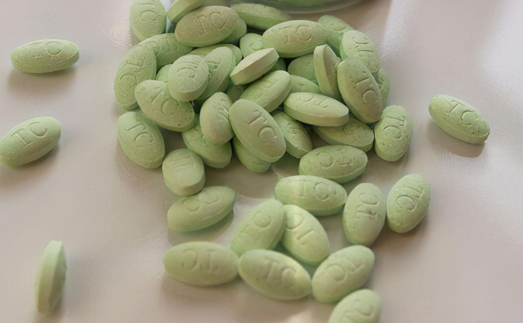 为啥柠檬酸钙比碳酸钙贵,碳酸钙和柠檬酸钙哪个好