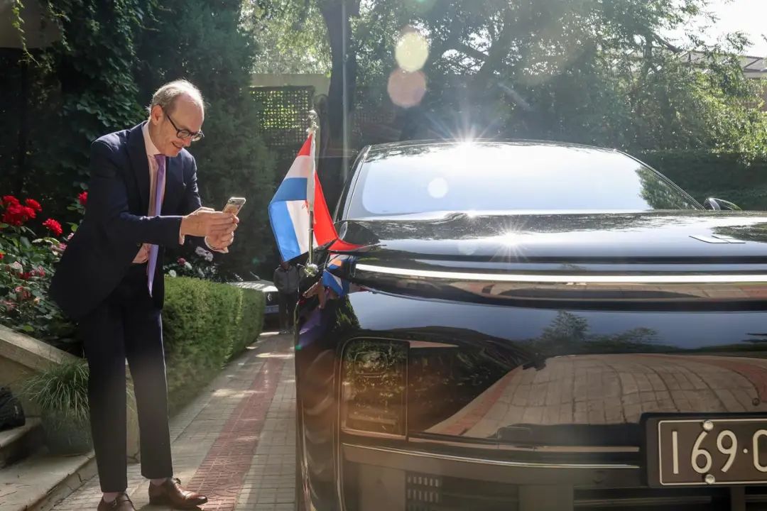 车牌编号001,车牌号001