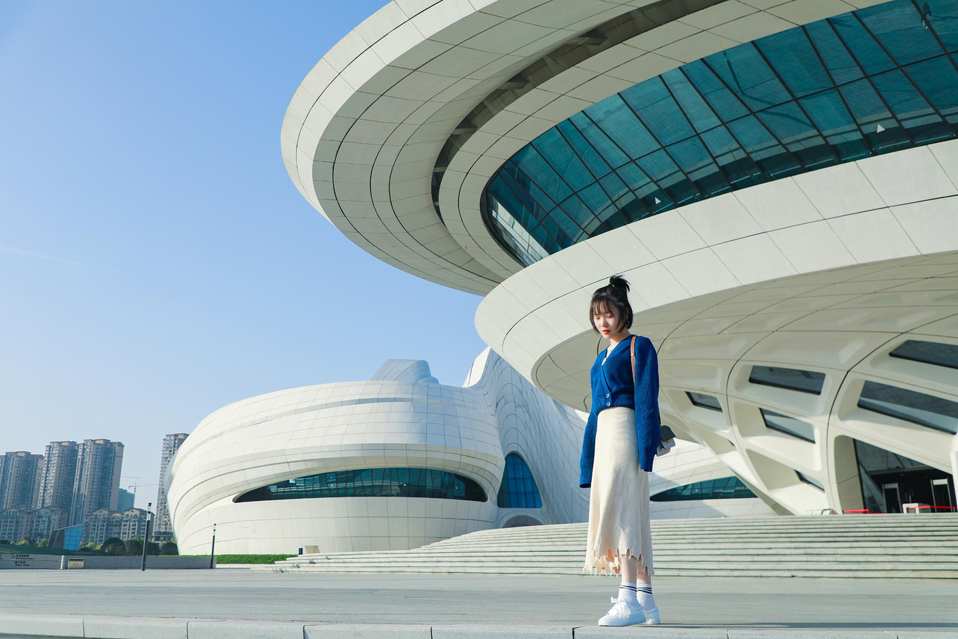 长沙梅溪湖文化艺术中心俯瞰,实拍长沙梅溪湖国际文化艺术中心