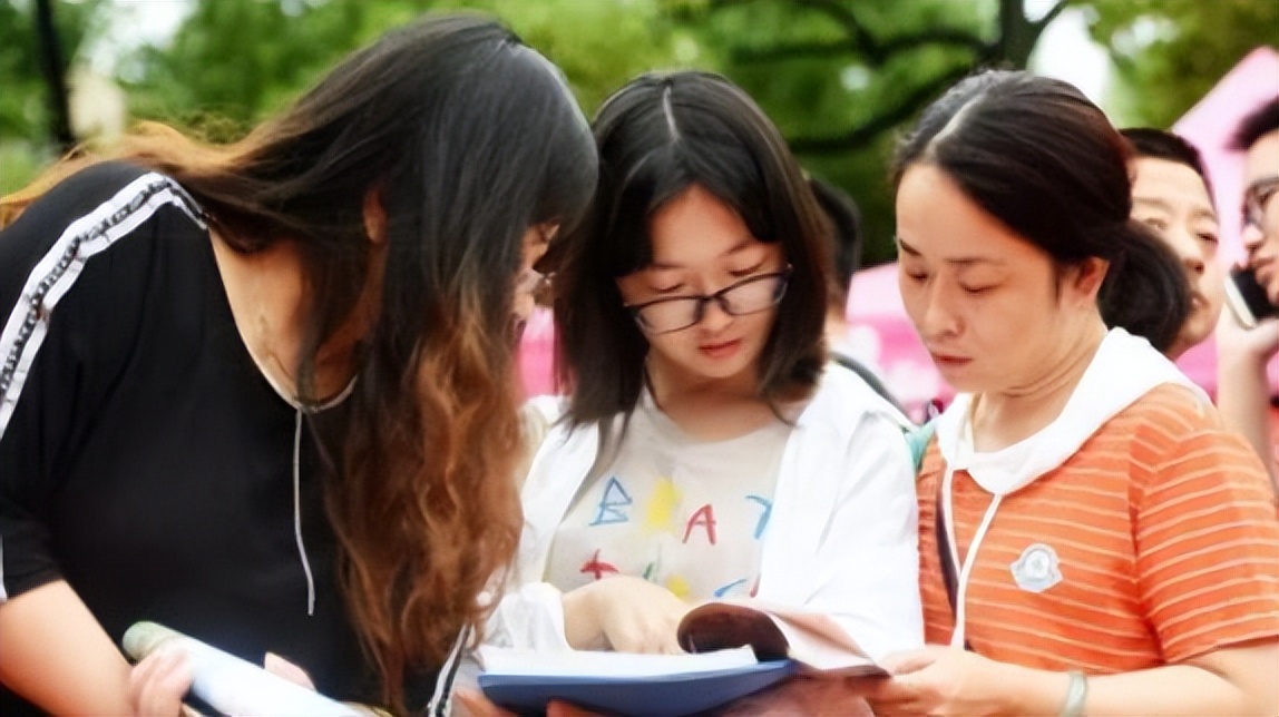 专科读完就失业的五个专业,专科最难找工作的十大专业