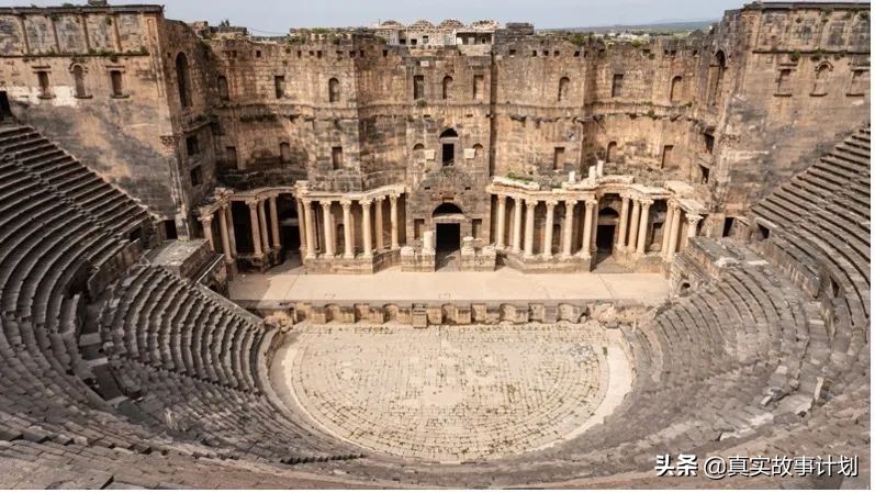 夜店拉近距离,距离最近的夜店