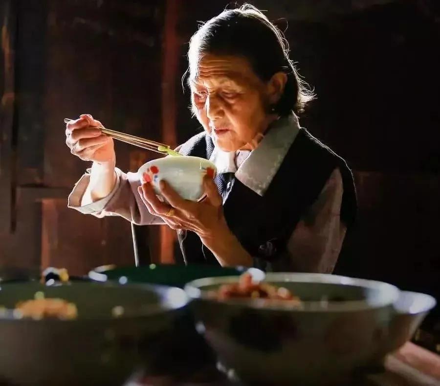 外婆家的小山村，一生的回忆与牵挂