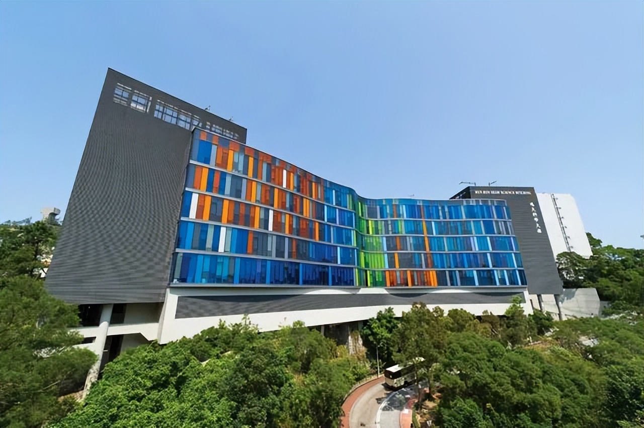 在香港与澳门读大学的区别,在香港留学和英国留学哪个好