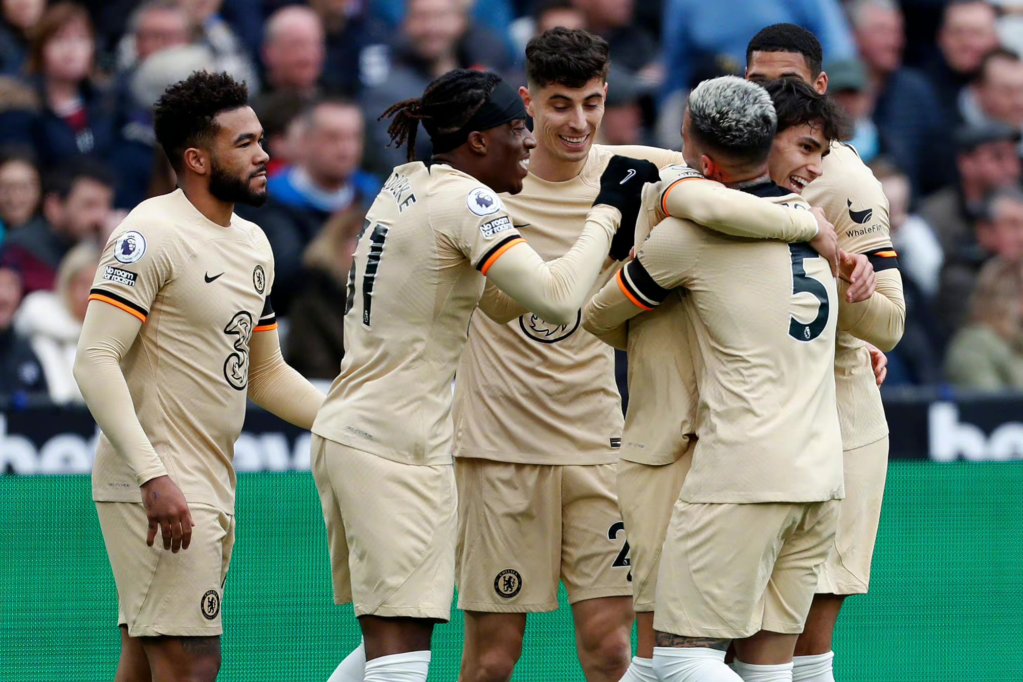 热刺历史上第一次战胜皇马,热刺三比一皇马