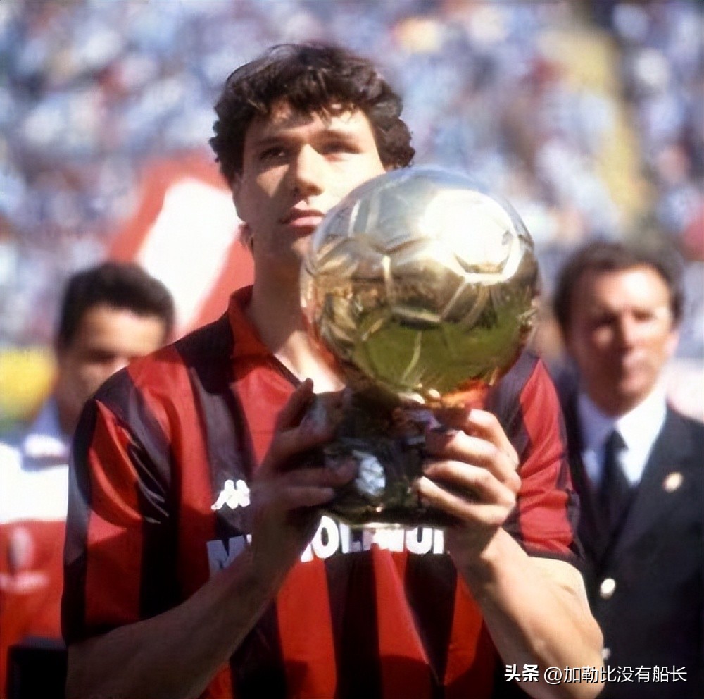 世界足球十大球星退役,世界十大退役球星排名