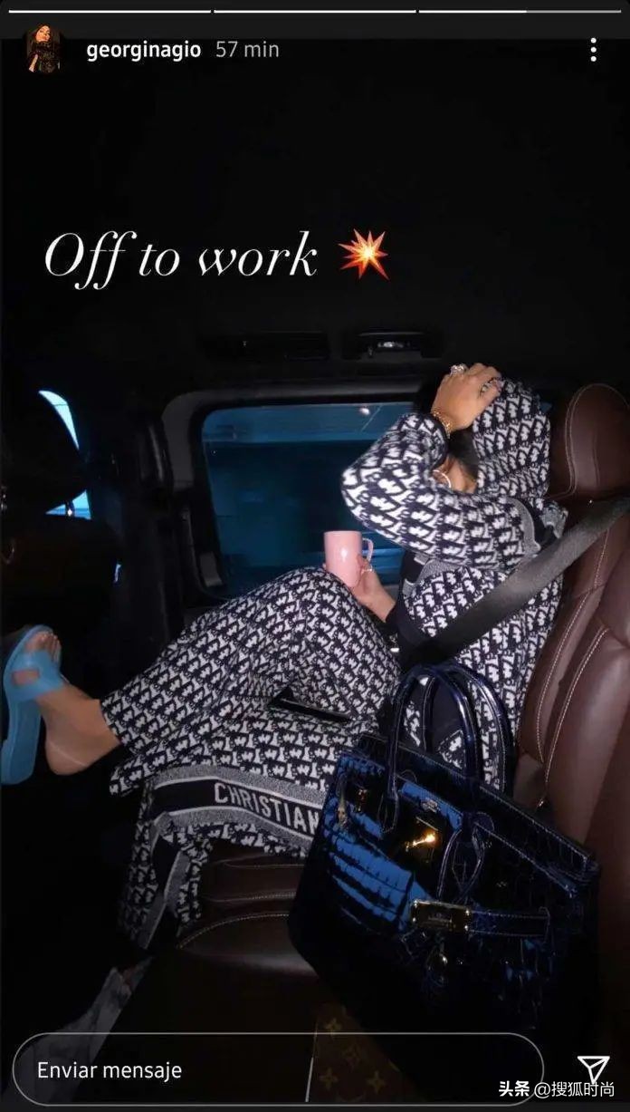 柜姐实现爱马仕自由，足球巨星C罗的女友可不只是个性感的*物尤**