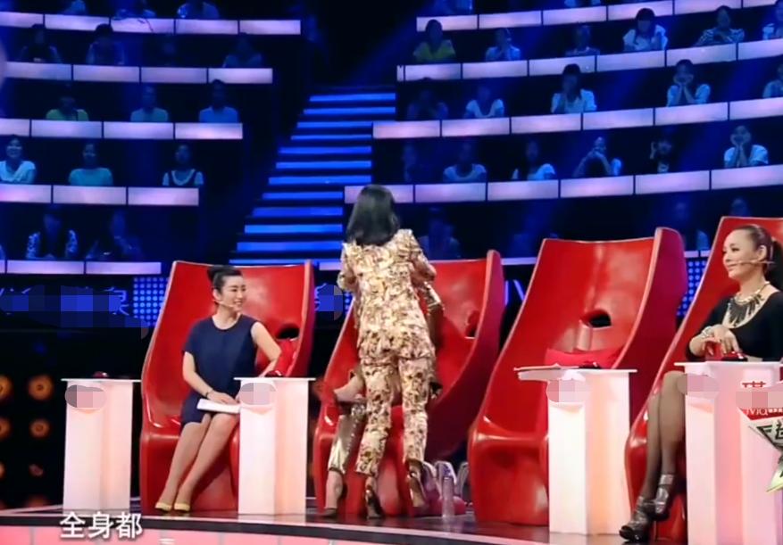 从“好闺蜜”到老死不相往来,再看李小冉和谢娜,究竟谁输谁赢?