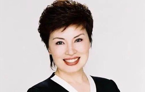 央视主播李瑞英儿子两次坠楼,央视主播李瑞英儿子坠楼后怎样了