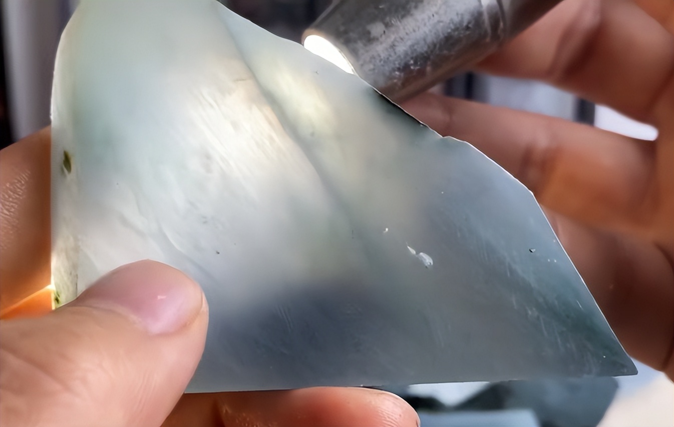 翡翠新手赌哪个场口,新手买翡翠手镯须知